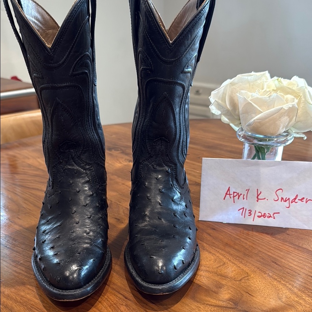 Tecovas Jessie Ostrich Boot in Midnight size 6.5B